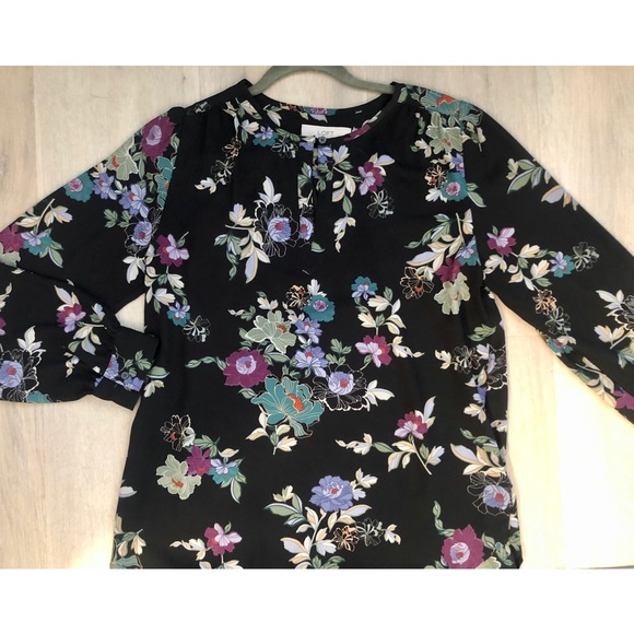 Loft Floral Blouse - Picture 2 of 4